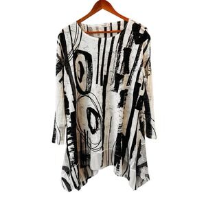 Jess & Jane Mixed Media Abstract Lace Tunic Top Size 2X Boho Artsy Lagenlook